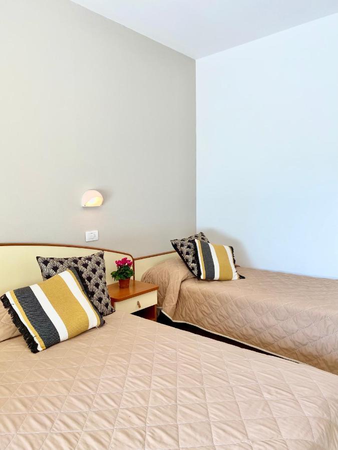 Residence Pineta Verde Milano Marittima Ngoại thất bức ảnh